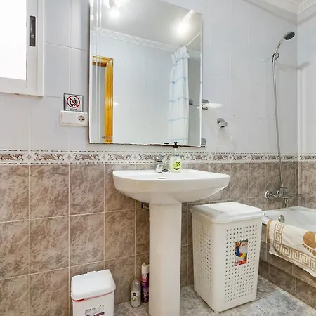 Amplio Vacacional De Tres Torrevieja