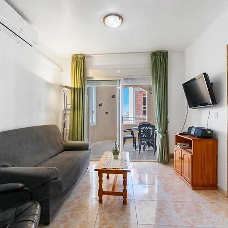 Apartamento Amplio Vacacional De Tres Torrevieja
